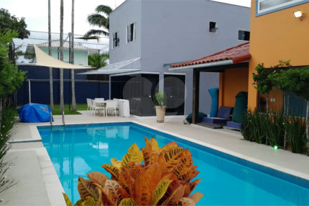 Casa à venda com 6 quartos, sendo 4 suítes, em Manguinhos, Armação dos Búzios, RJ