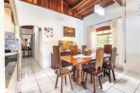 Casa com 3 dormitórios à venda, 276 m² por R$ 700.000,00 - Vitória Régia - Atibaia/SP