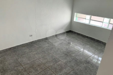 Prédio à venda com 6 quartos em Santana, São Paulo, SP