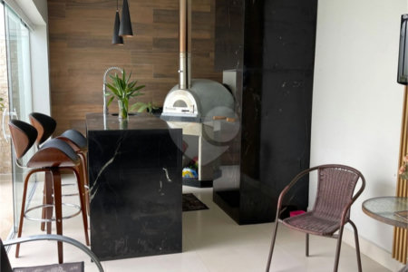 Casa à venda com 3 quartos, sendo 1 suíte, no condomínio Horto Florestal III, Sorocaba - SP