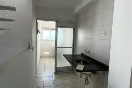 Apartamento à venda com 3 quartos, sendo 2 suítes, em Parque Reboucas, São Paulo, SP
