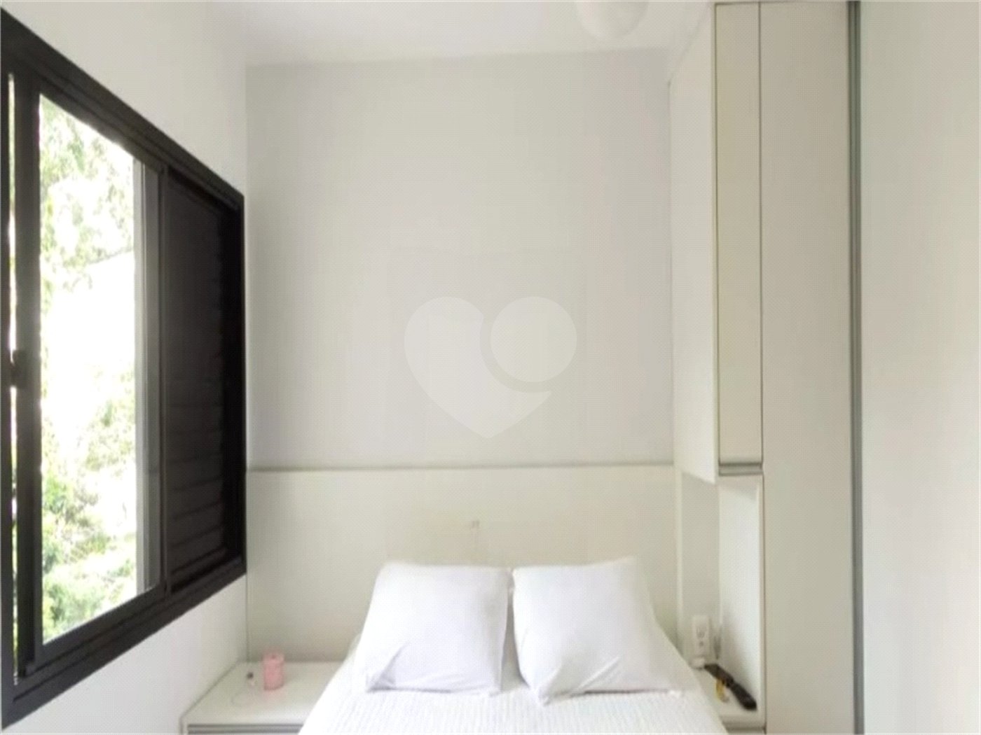Apartamento à venda com 2 quartos, sendo 1 suíte, em Moema, São Paulo, SP