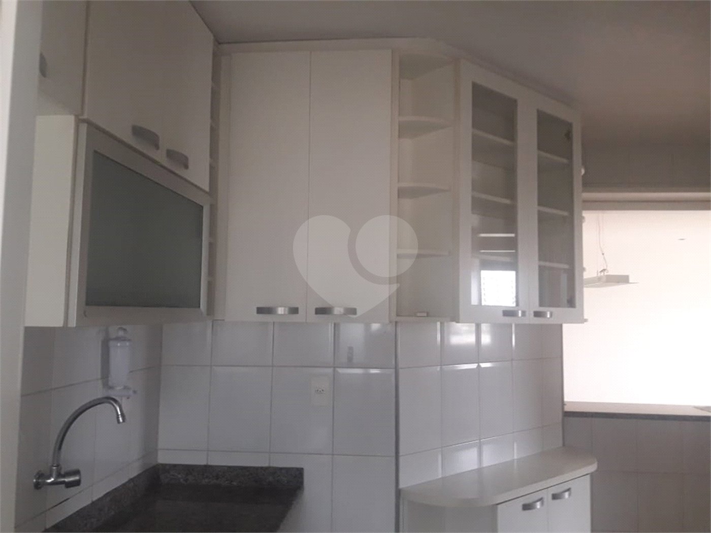 Apartamento à venda com 3 quartos, sendo 1 suíte,  em Parada Inglesa, São Paulo, SP