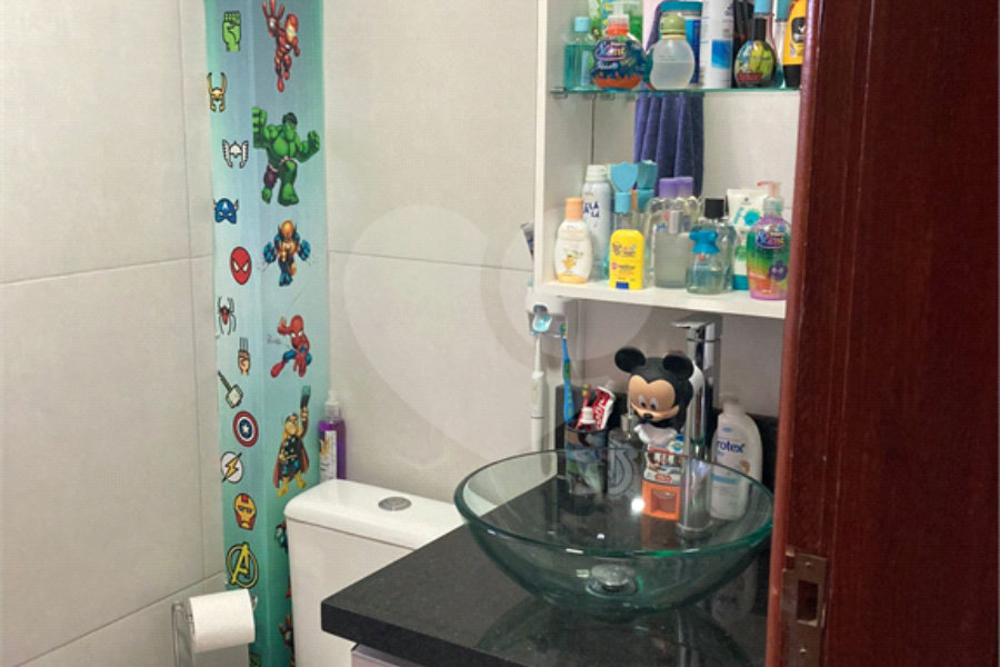 Casa à venda com 3 quartos, sendo 1 suíte, no condomínio Barbará II, São Paulo - SP