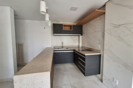 Apartamento à venda com 1 quarto em Jardim das Acácias, São Paulo, SP