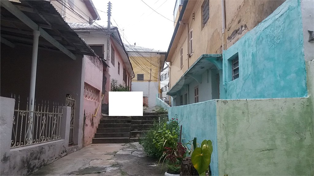 Casa de Vila à venda com 3 quartos em Chora Menino, São Paulo, SP