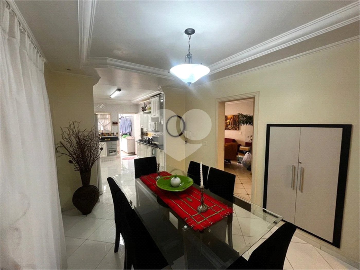 Casa à venda com 6 quartos, sendo 3 suítes, no Centro, Itapetininga, SP