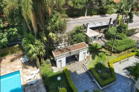 Apartamento à venda com 3 quartos, sendo 1 suíte,  em Vila Andrade, São Paulo, SP