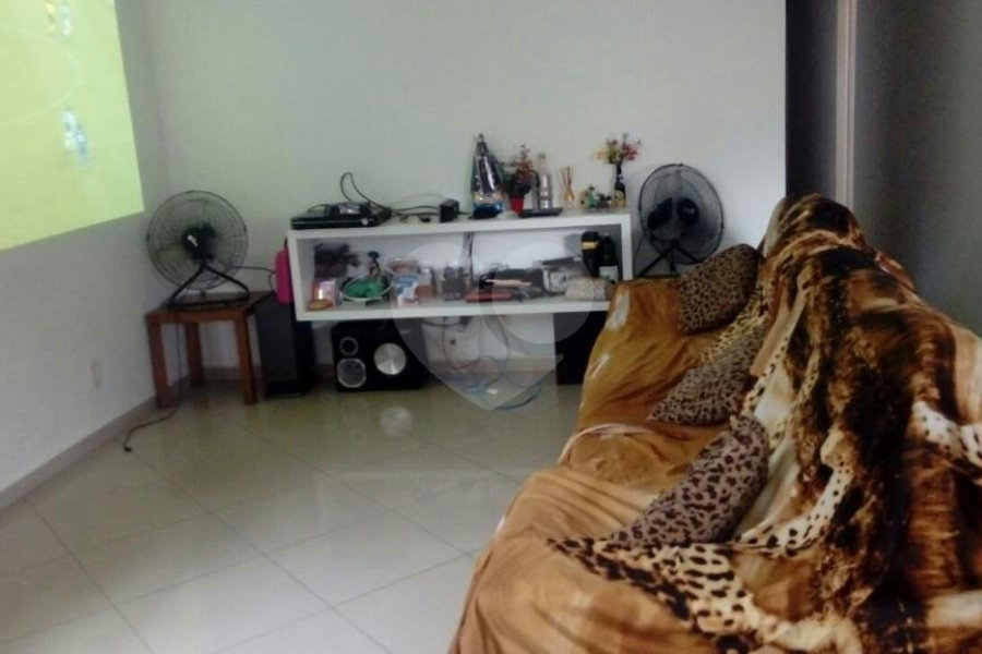 Casa Térrea à venda com 3 quartos, sendo 1 suíte, em Santa Terezinha, São Paulo, SP