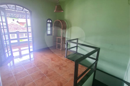 Casa à venda com 2 quartos, sendo 1 suíte, em Santíssimo, Rio de Janeiro, RJ