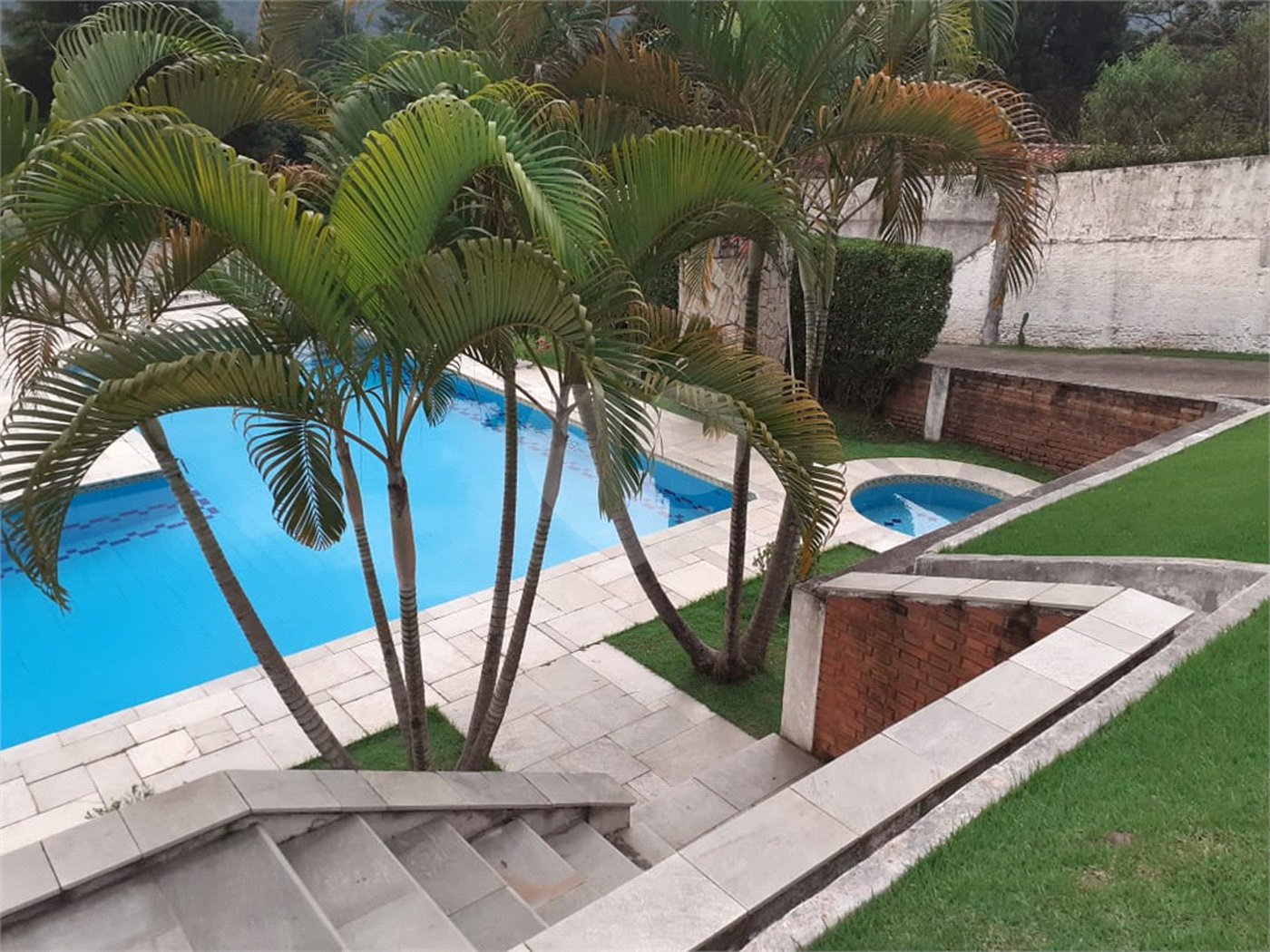 Casa à venda com 8 quartos, sendo 2 suítes, em Serra da Cantareira, Mairiporã, SP