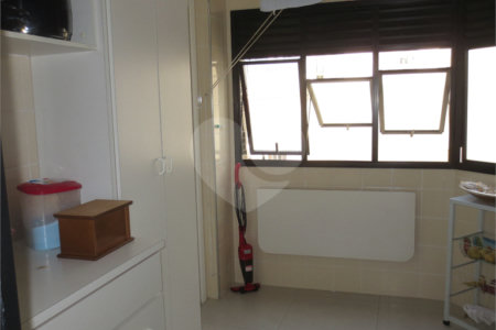 Apartamento à venda com 4 quartos, sendo 1 suíte, em Chácara Inglesa, São Paulo, SP