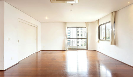 Apartamento à venda com 4 suítes em Campo Belo, São Paulo, SP