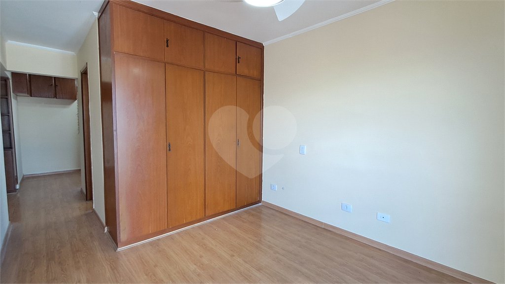 Apartamento à venda com 3 quartos, sendo 1 suíte,  em Alto da Boa Vista, São Paulo, SP