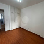 Apartamento à venda com 3 quartos em Caxingui, São Paulo, SP