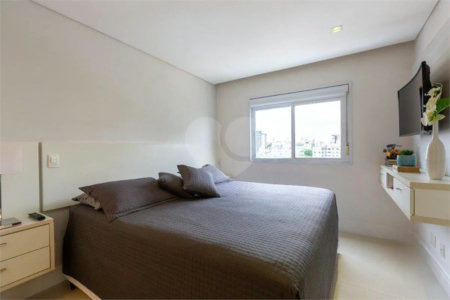 Apartamento à venda com 3 suítes em Vila Romana, São Paulo, SP