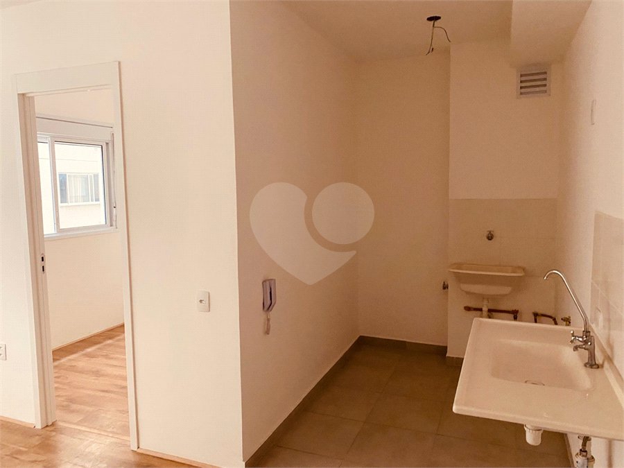 Apartamento à venda com 2 quartos em Conjunto Residencial José Bonifácio, São Paulo, SP