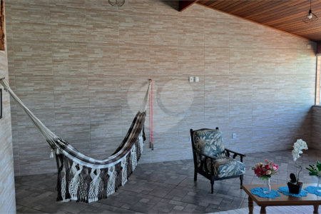 Casa à venda com 3 quartos, sendo 1 suíte,  em Jardim Universo, Mogi das Cruzes, SP