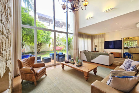 Casa à venda com 4 suítes no condomínio Ville Courchevel, São Paulo - SP