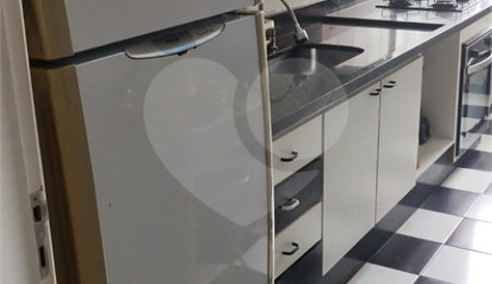 Apartamento à venda com 3 quartos, sendo 1 suíte,  em Campo Grande, São Paulo, SP