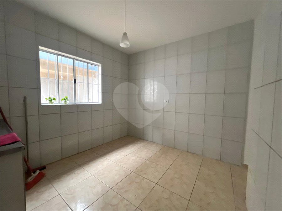 Casa à venda com 2 quartos em Jardim Pirajussara, São Paulo, SP