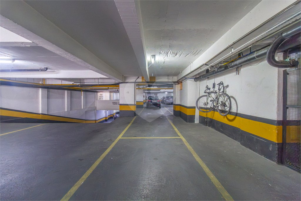 Apartamento à venda com 3 quartos, sendo 1 suíte,  em Sumarezinho, São Paulo, SP