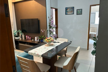 Apartamento à venda com 2 quartos, sendo 1 suíte, em Parque Santa Laura, Ferraz de Vasconcelos, SP