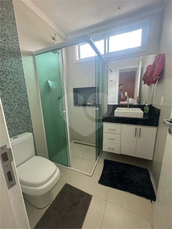 Sobrado à venda com 3 quartos, sendo 1 suíte, em Vila Nivi, São Paulo, SP