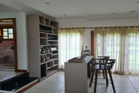 Casa à venda com 4 quartos, sendo 6 suítes, em Campo Grande, Rio de Janeiro, RJ