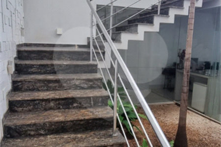Casa à venda com 5 quartos, sendo 2 suítes, no condomínio Swiss Park, São Bernardo do Campo - SP
