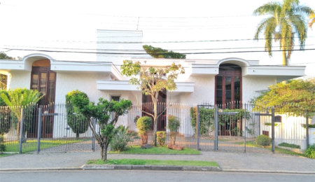 Casa à venda com 4 quartos, sendo 1 suíte, em Jardim Guedala, São Paulo, SP