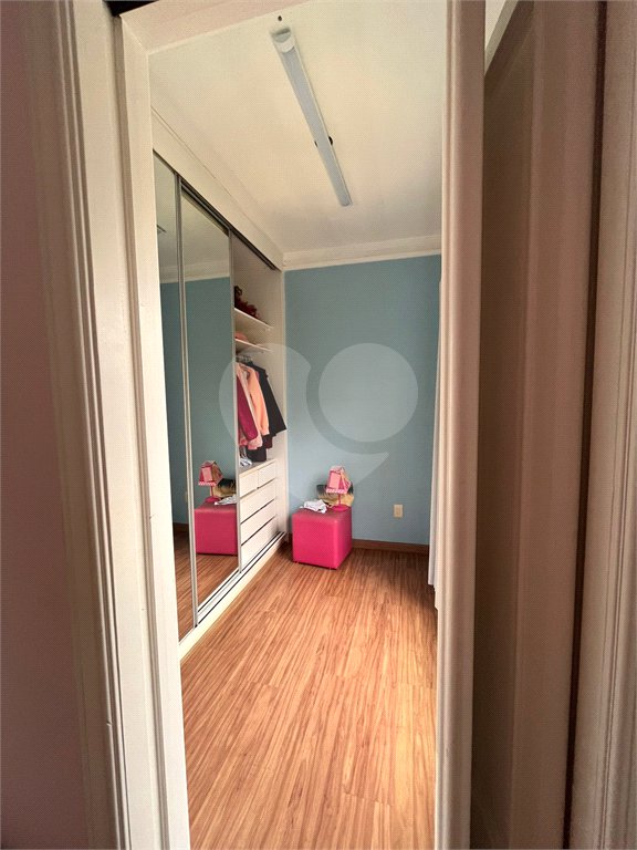 Casa à venda com 5 quartos, sendo 4 suítes,  no condomínio Terras de Santa Clara, Jacareí - SP