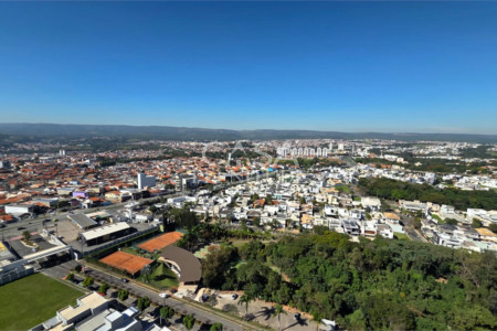 Duplex à venda ou para alugar com 4 quartos, sendo 5 suítes, em Parque Campolim, Sorocaba, SP