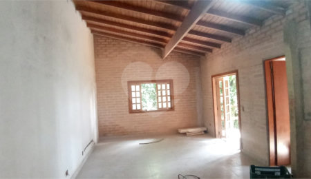 Casa à venda com 1 quarto em Serra da Cantareira, Mairiporã, SP