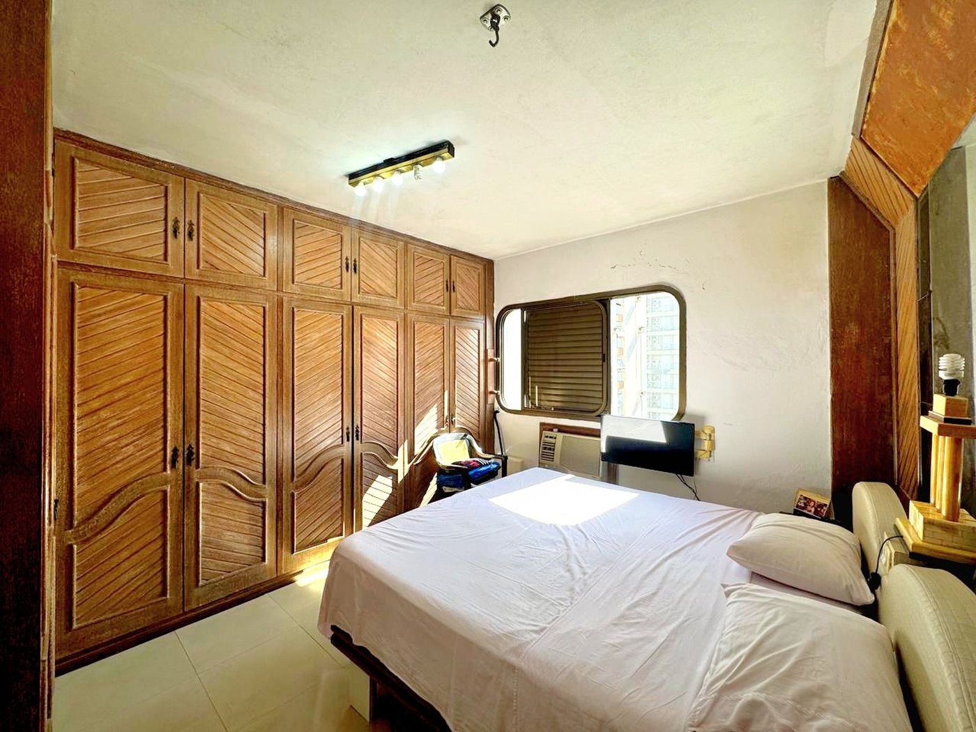 Apartamento próximo da praia com 4 dormitórios à venda, 257 m² por R$ 2.200.000 - Gonzaga - Santos/SP