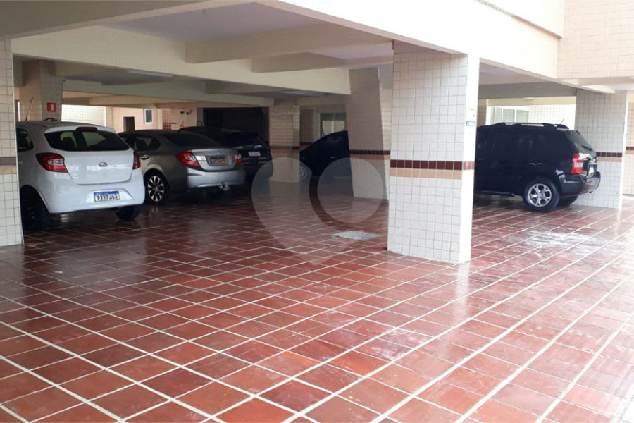 Apartamento à venda com 2 quartos, sendo 1 suíte, em Caiçara, Praia Grande, SP