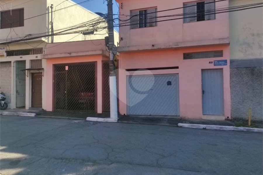 Sobrado à venda com 3 quartos no Brasilândia, São Paulo, SP