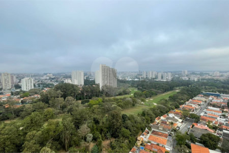 Apartamento à venda com 3 suítes em Vila Sofia, São Paulo, SP