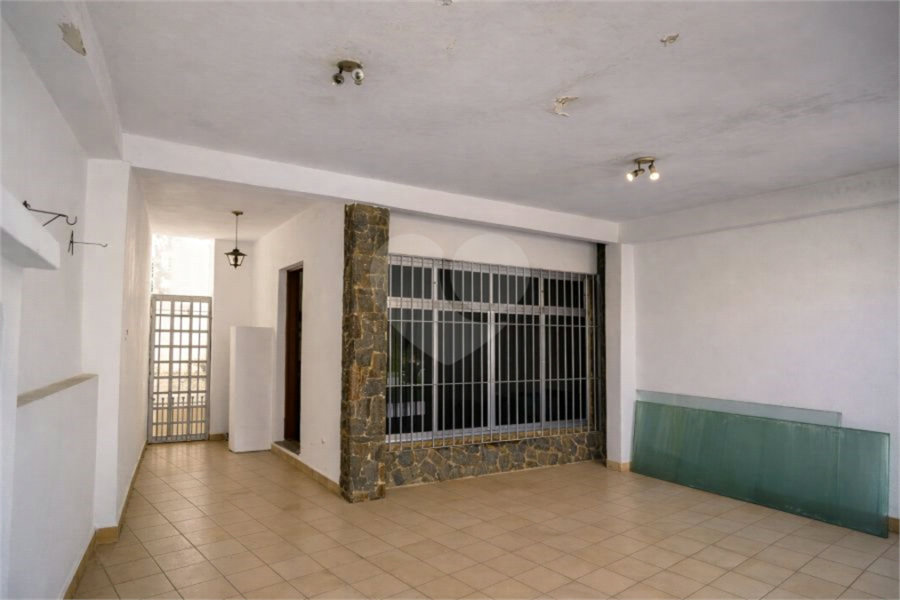 Sobrado à venda com 3 quartos, sendo 1 suíte,  em Vila Guarani, São Paulo, SP