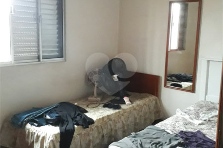 Sobrado à venda com 3 quartos em Jardim Oriental, São Paulo, SP