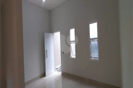 Casa à venda com 2 quartos, sendo 1 suíte, em Parque Residencial Sabiás, Indaiatuba, SP