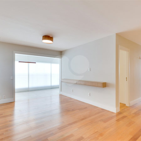 Apartamento à venda com 3 quartos, sendo 2 suítes, em Santo Amaro, São Paulo, SP