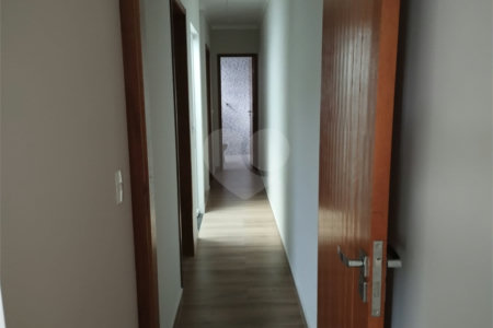 Sobrado à venda com 3 quartos, sendo 1 suíte, em Vila Mazzei, São Paulo, SP