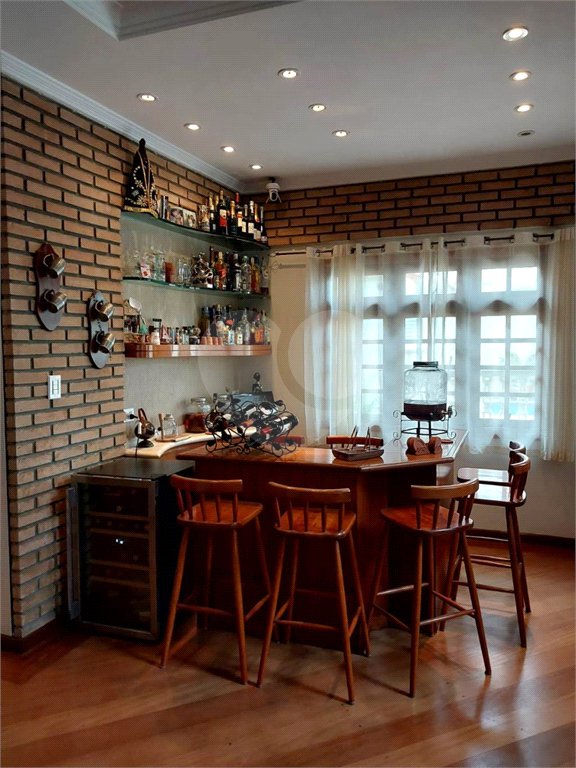 Casa à venda com 4 quartos, sendo 2 suítes,  em Jardim Japão, São Paulo, SP