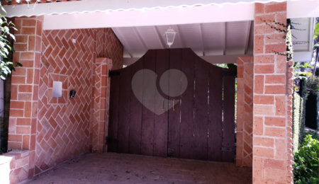 Casa Térrea à venda com 2 quartos, sendo 1 suíte,  em Caraguatá, Mairiporã, SP