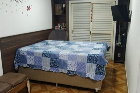 Sobrado à venda com 4 quartos, sendo 2 suítes,  em Instituto de Previdência, São Paulo, SP