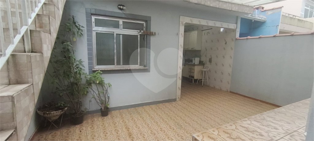 Casa à venda com 3 quartos, sendo 1 suíte,  em Jardim Vila Galvão, Guarulhos, SP