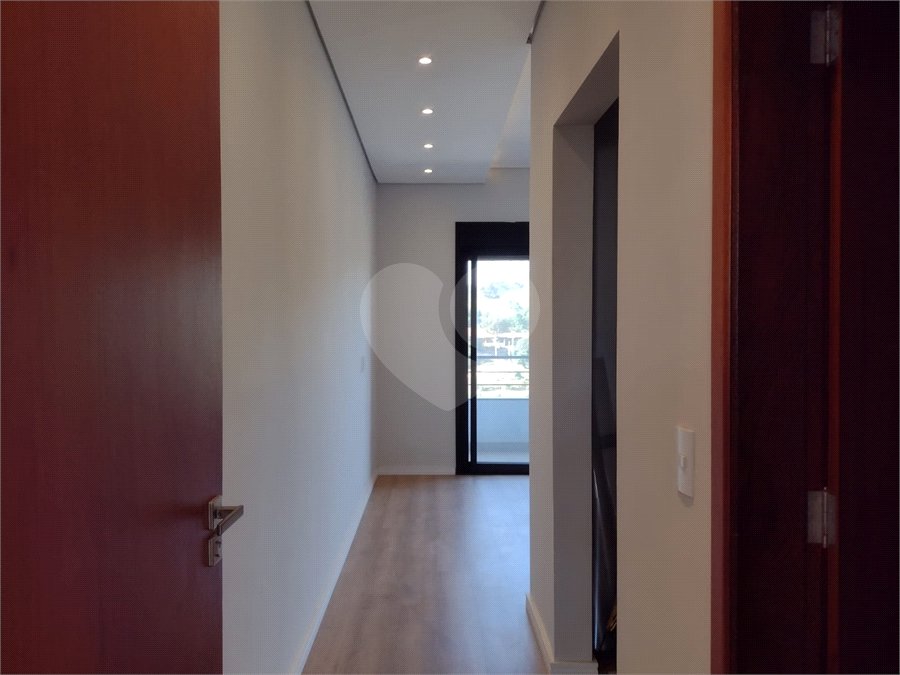 Casa à venda com 4 suítes no condomínio Residencial Villa do Sol, Valinhos - SP