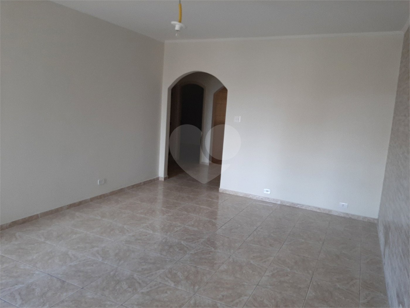 Casa à venda com 3 quartos, sendo 1 suíte,  em Vila Maria Alta, São Paulo, SP