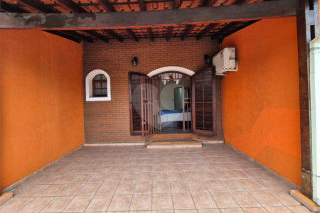 Sobrado à venda com 3 quartos, sendo 1 suíte, em Jardim Sarah, São Paulo, SP